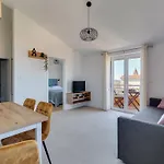 Bonex-7 By Interhome شقة