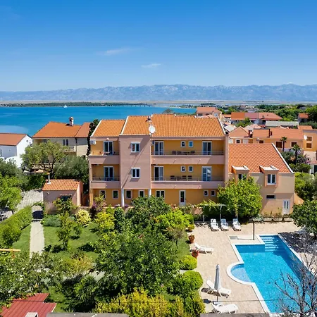 Bonex-7 By Interhome *