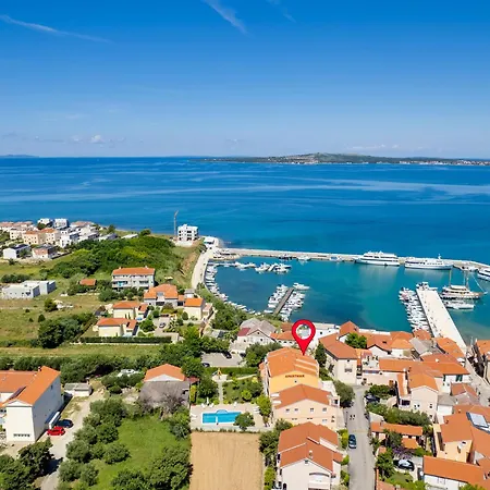 Bonex-7 By Interhome *