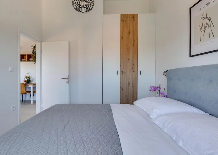 Bonex-7 By Interhome *